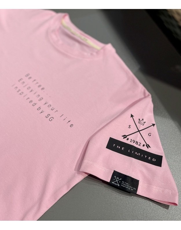 SG "1982" BABY PINK marškinėliai su juodu printu